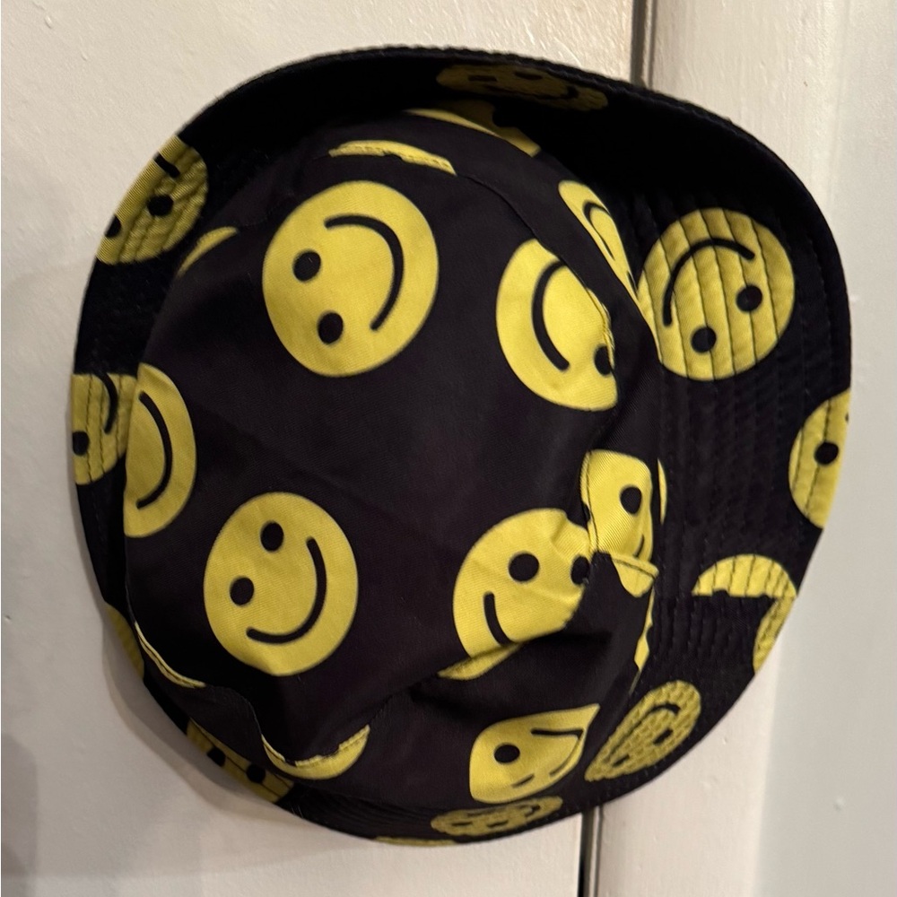 Smiley Face Black and Yellow Bucket Hat
